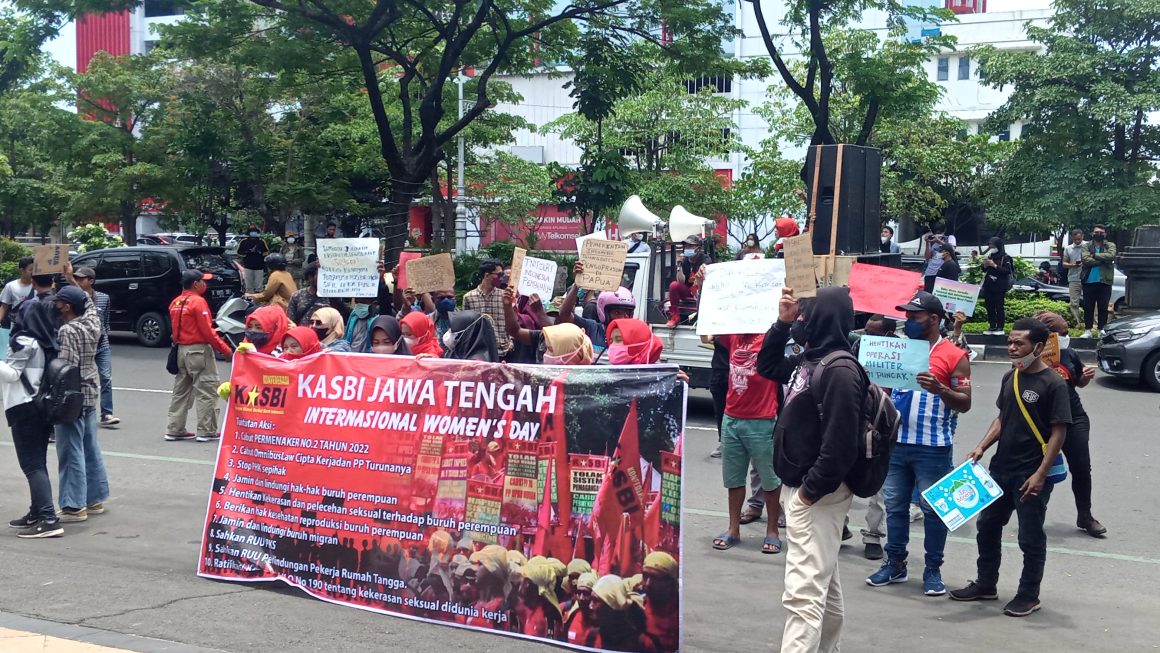 Aksi IWD Semarang 2022: Suarakan Keresahan Berbagai Ketidakadilan Gender